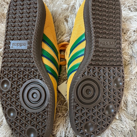 Adidas Samba - Picture 2 of 4